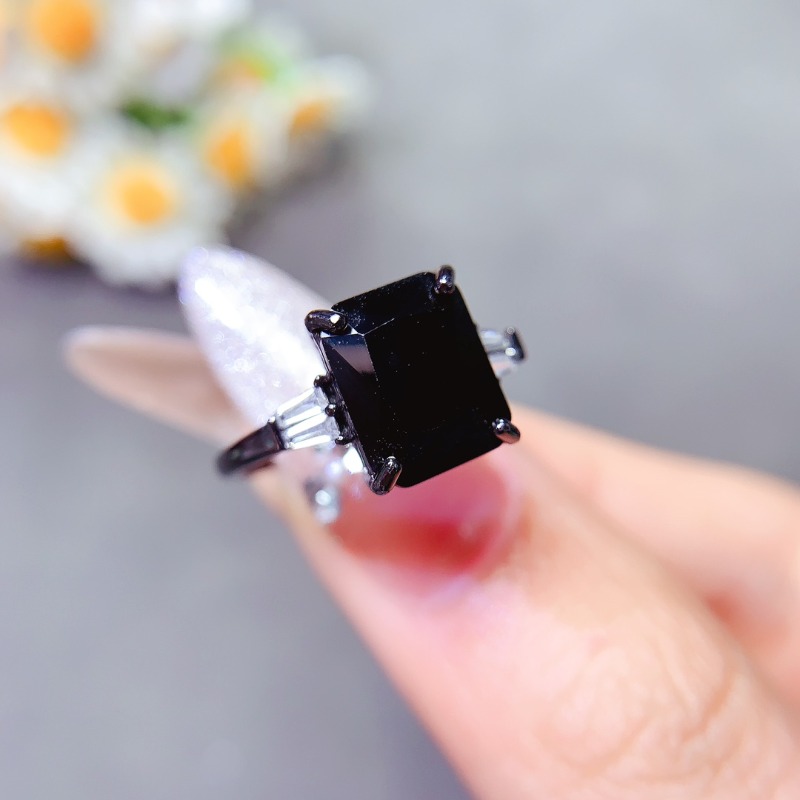 Jewelry Making University - Doğal Dikdörtgen Siyah Spinel Yüzük Kadınlar